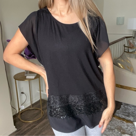 taifun Tops - Taifun 80s Vtg Black Short Sleeves Round Neck Sequin Hem Women's Top T-Shirt L